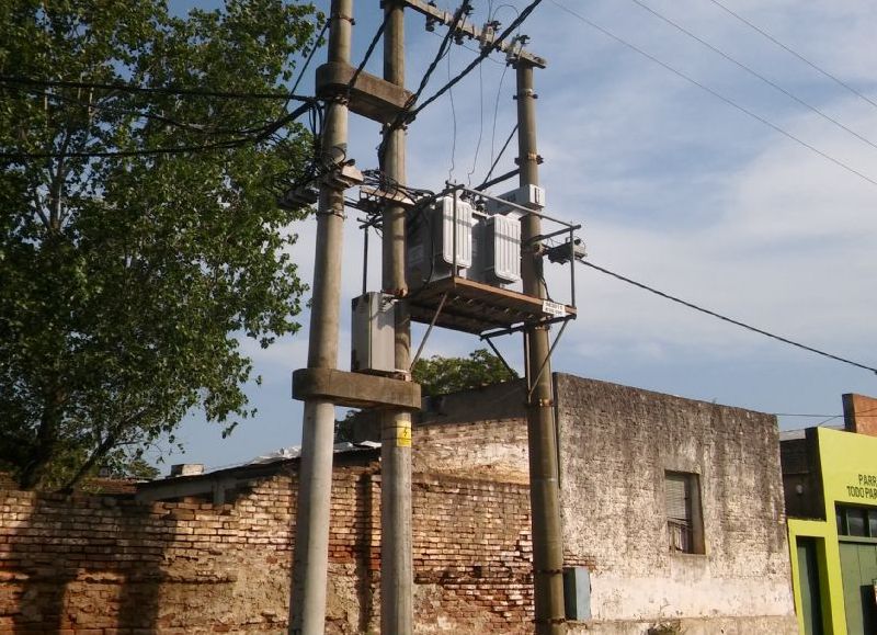 Clyfer S. A. culpó al viento y a las ramas.